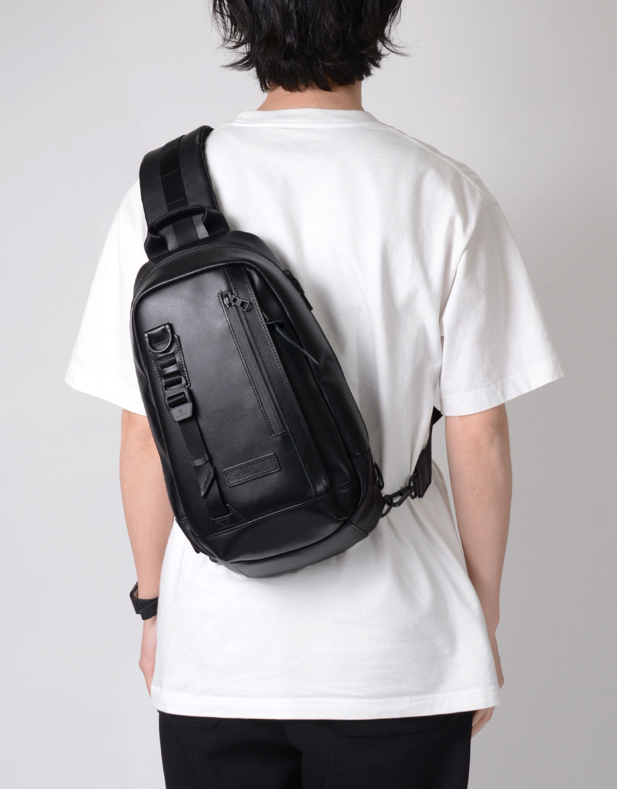 値下げ中　Pak-Pak  man Potential Leather Limited スリングバッグ No.01762-LL3 ｜master