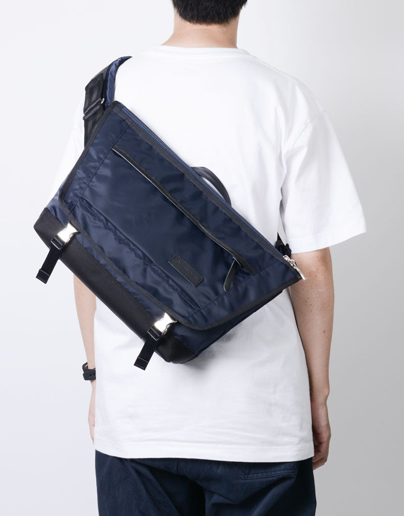 Lightning Messenger Bag No.02121-V2