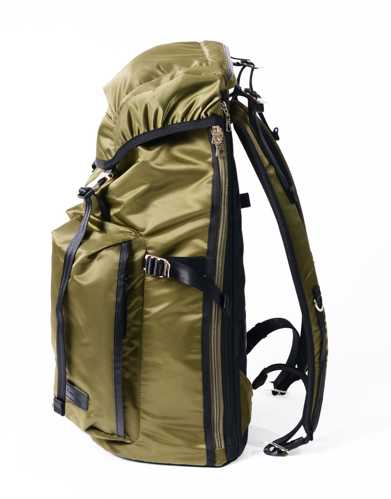 Lightning Double-Pocket FlapPack No.02124-v2