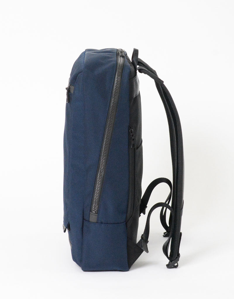 wall-backpack No. 02322