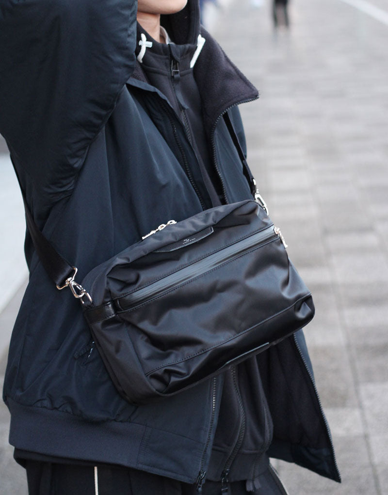 Progress 2nd Laye Shoulder Bag M No.02407