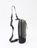 光滑的吊带袋号02484