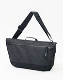 Slick Messenger Bag No.02487