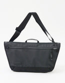 Slick Messenger Bag No.02487