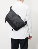 Slick Messenger Bag No.02487