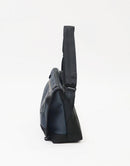 Slick Messenger Bag No.02487