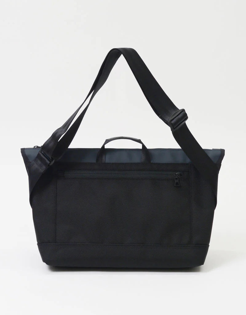 Slick messenger bag No.02487