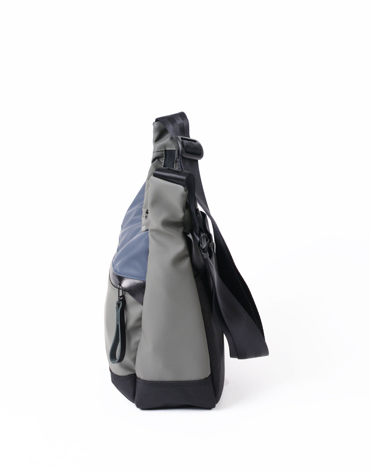 Slick ショルダーバッグ No.02492 ｜master-piece | マスターピース