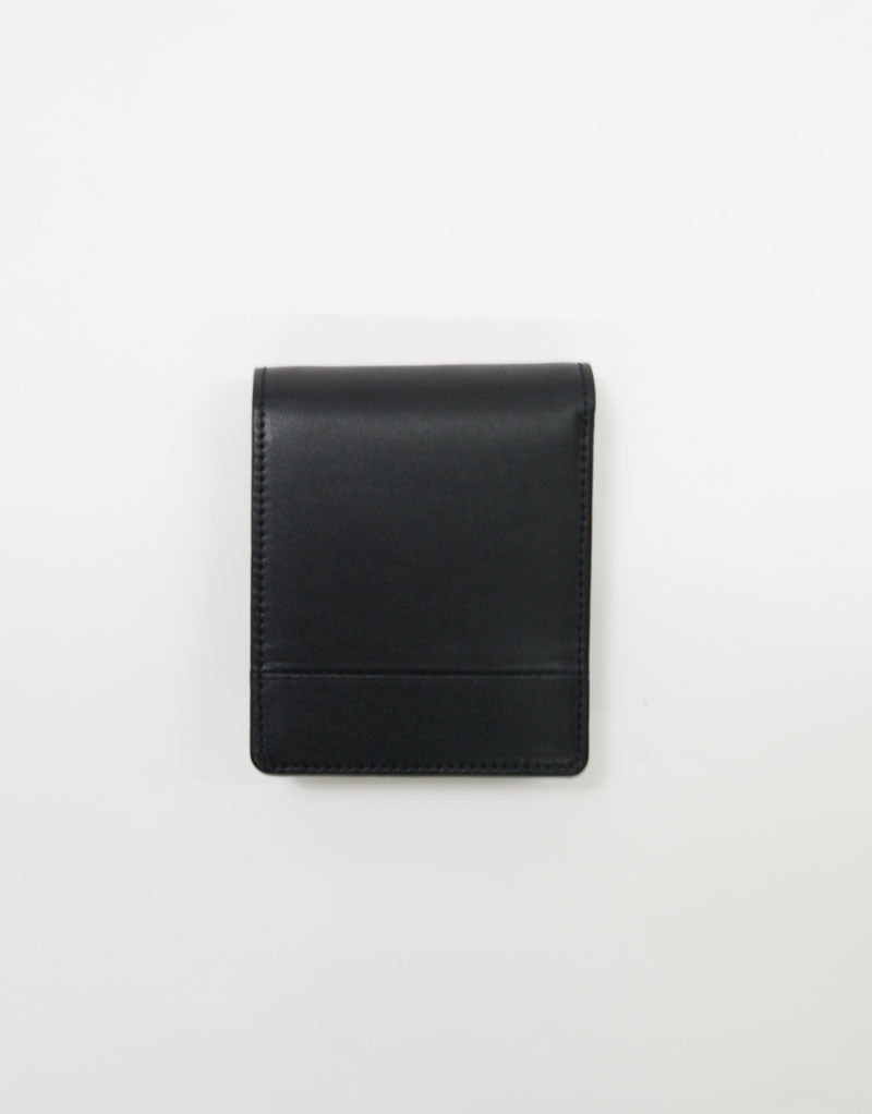 Gloss Bi -fold Wallet No.02842