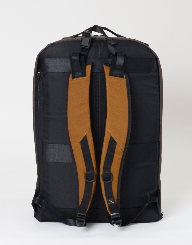 broad Backpack L No.02850