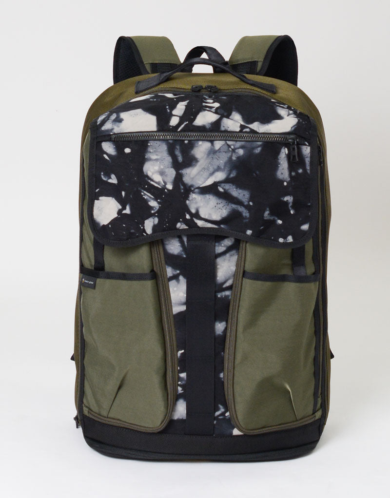 broad Backpack L No.02850