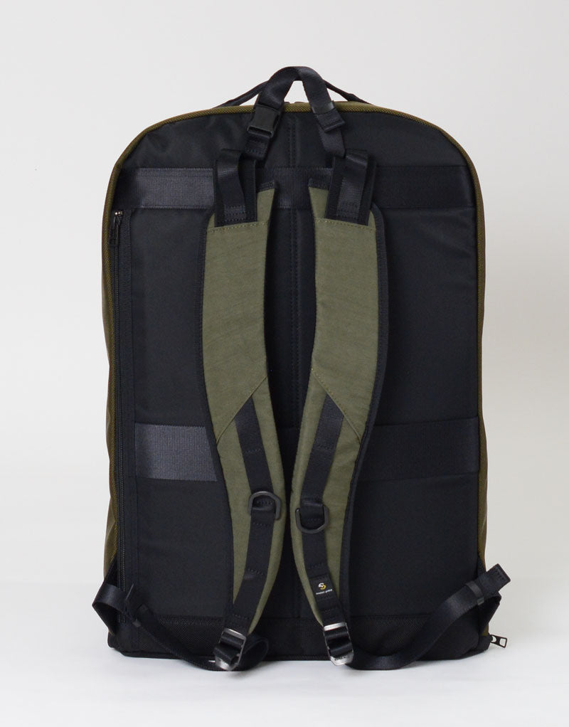 broad Backpack L No.02850