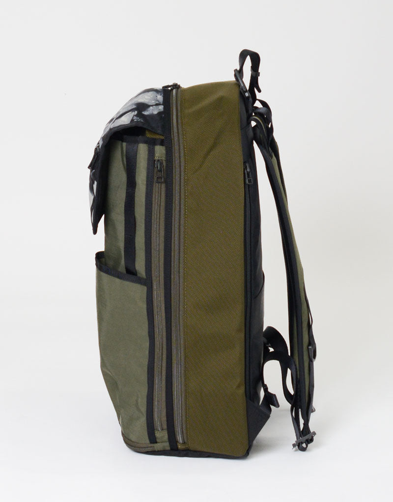 broad Backpack M No.02851