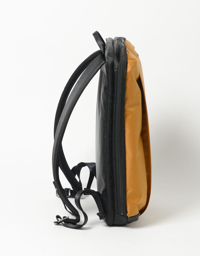 Slim backpack ｜master-piece | マスターピース公式サイト