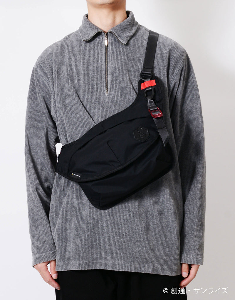 新品未使用　masterpieceスリングバッグ　02870 face leather ver. スリングバッグ No.02870-L ｜master-piece