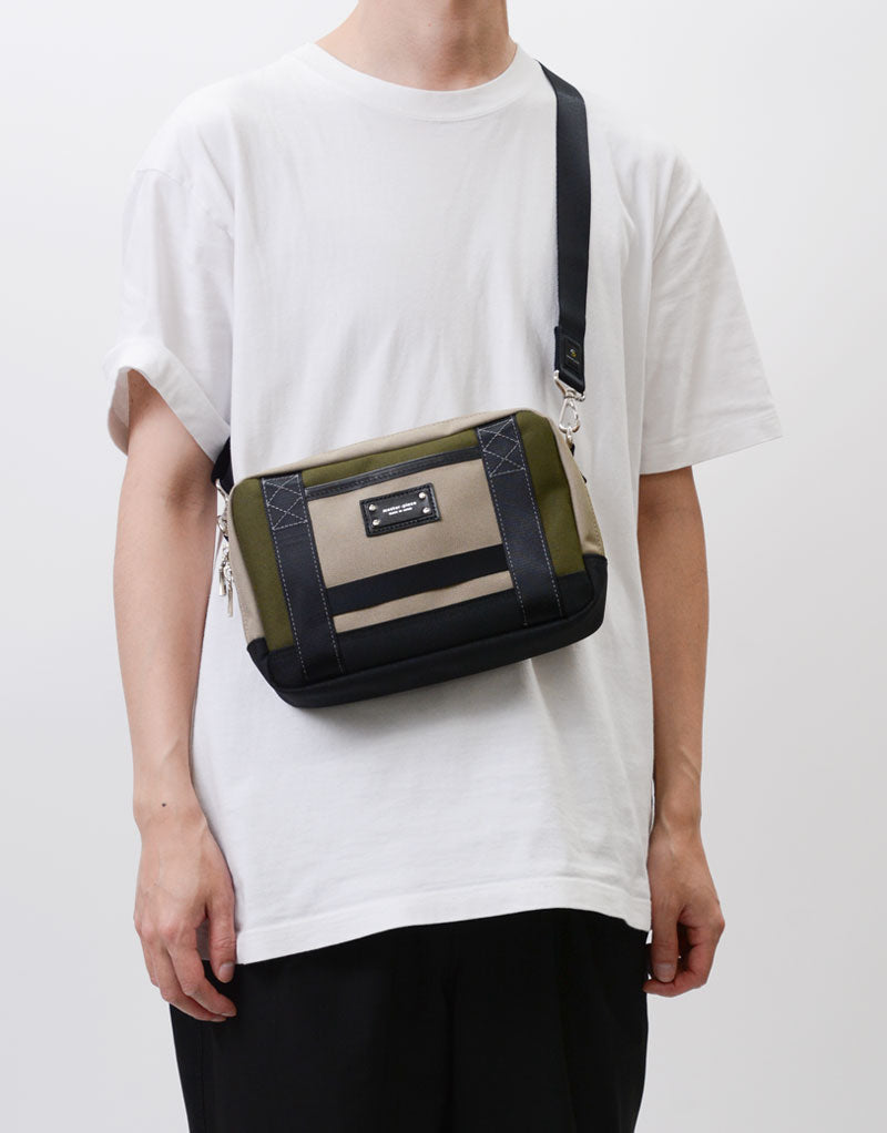 Defend Shoulder Bag No.03023