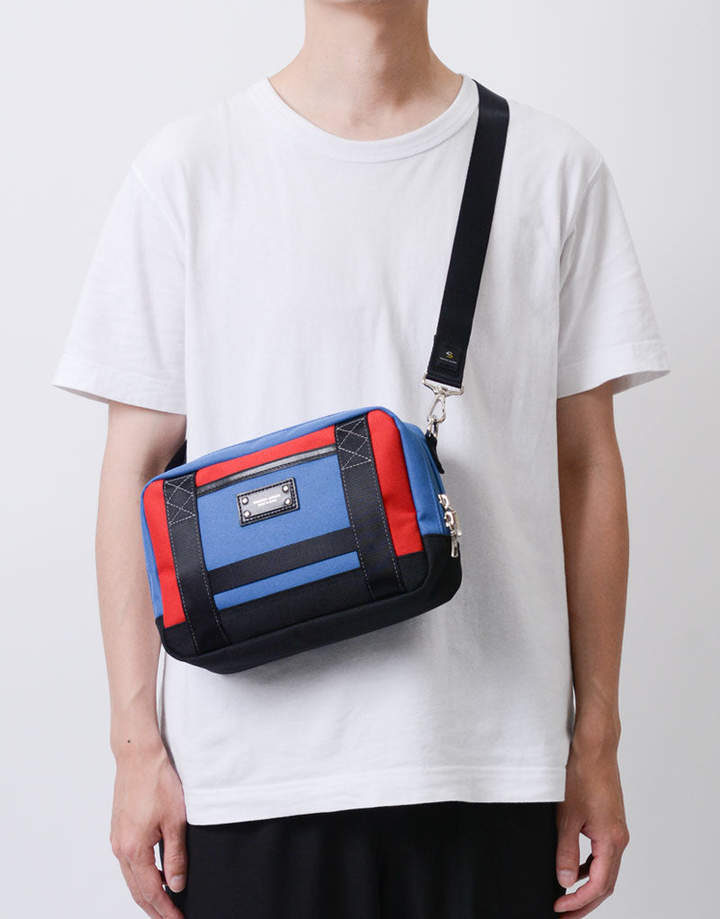 Defend Shoulder Bag No.03023