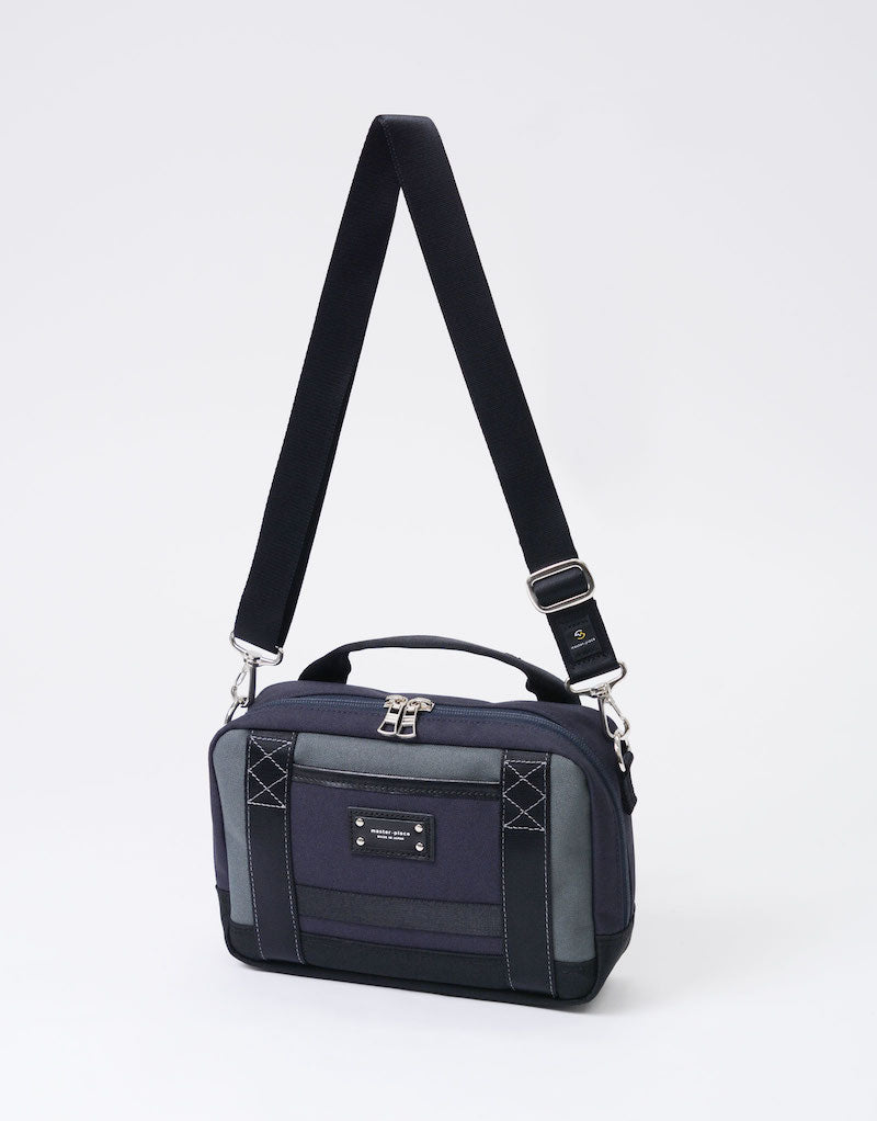 Defend Shoulder Bag No.03023