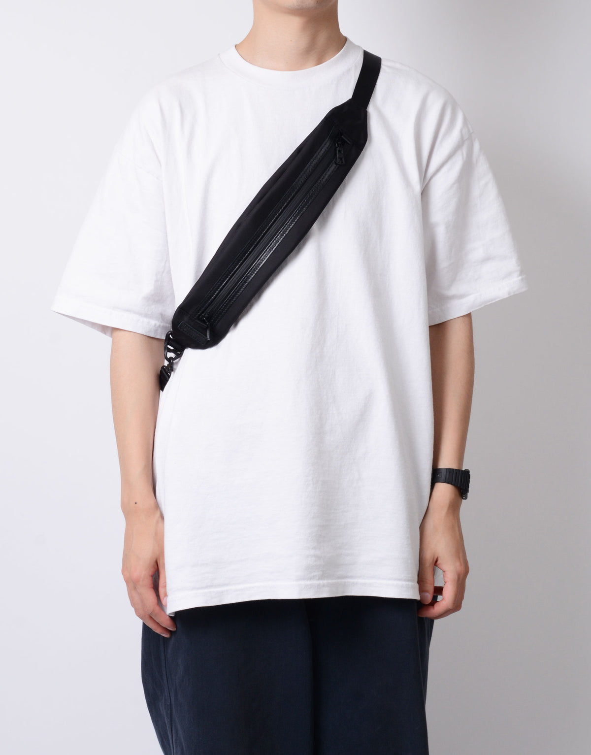 美品 masterpiece ショルダーバッグ スリングバッグ face スリングバッグ No.02870 ｜master-piece | マスターピース