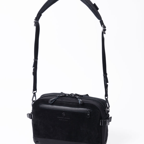 プロツアー ファイナルファンタジー メッセンジャーバッグ FINAL FANTASY XIV Messenger Bag | SQUARE ENIX Store