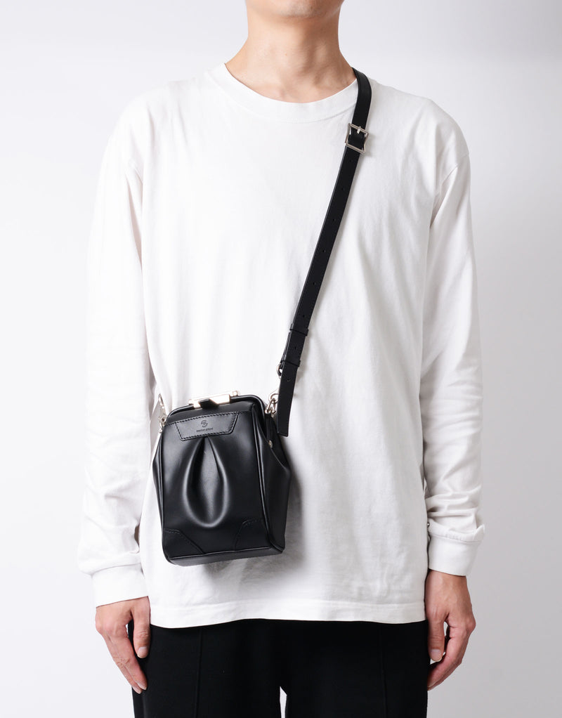 [Scheduled to be released on 10/24 (Friday)] Tact leather ver. Micro shoulder bag No.04027-l