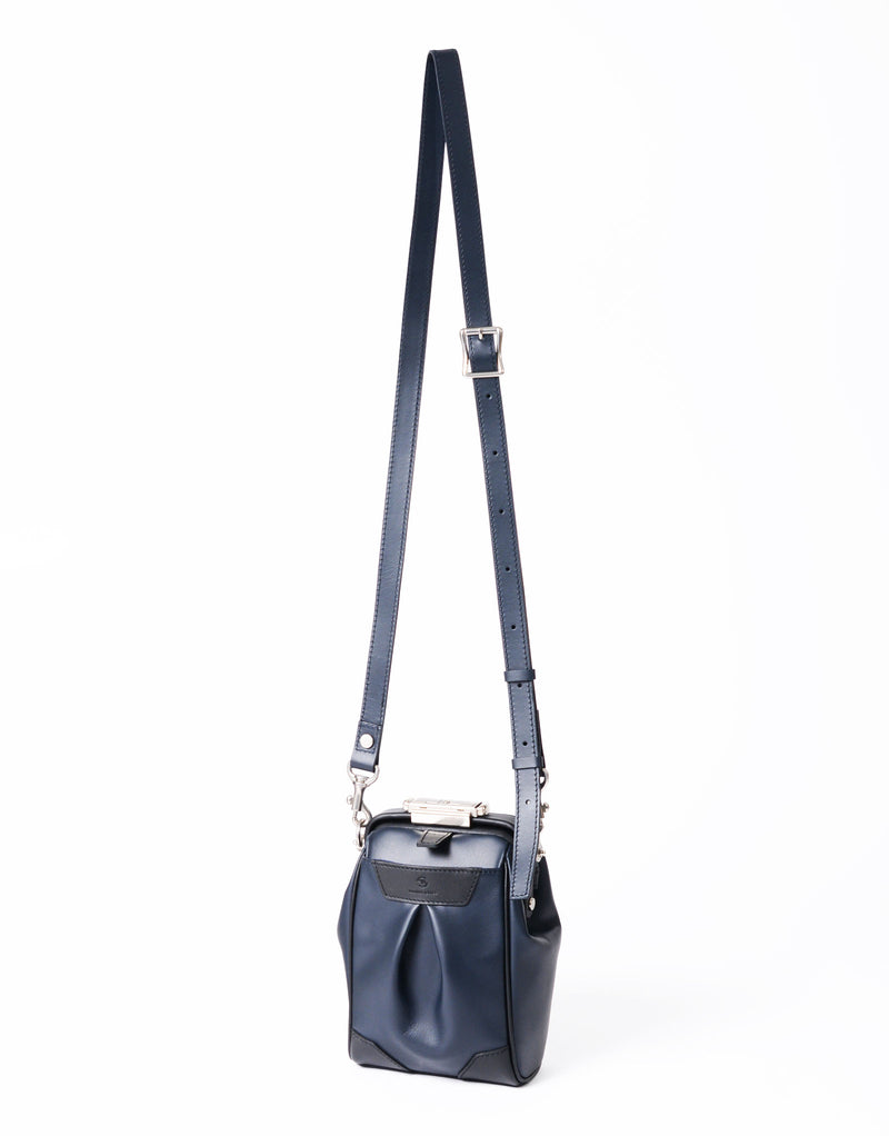 [Scheduled to be released on 10/24 (Friday)] Tact leather ver. Micro shoulder bag No.04027-l