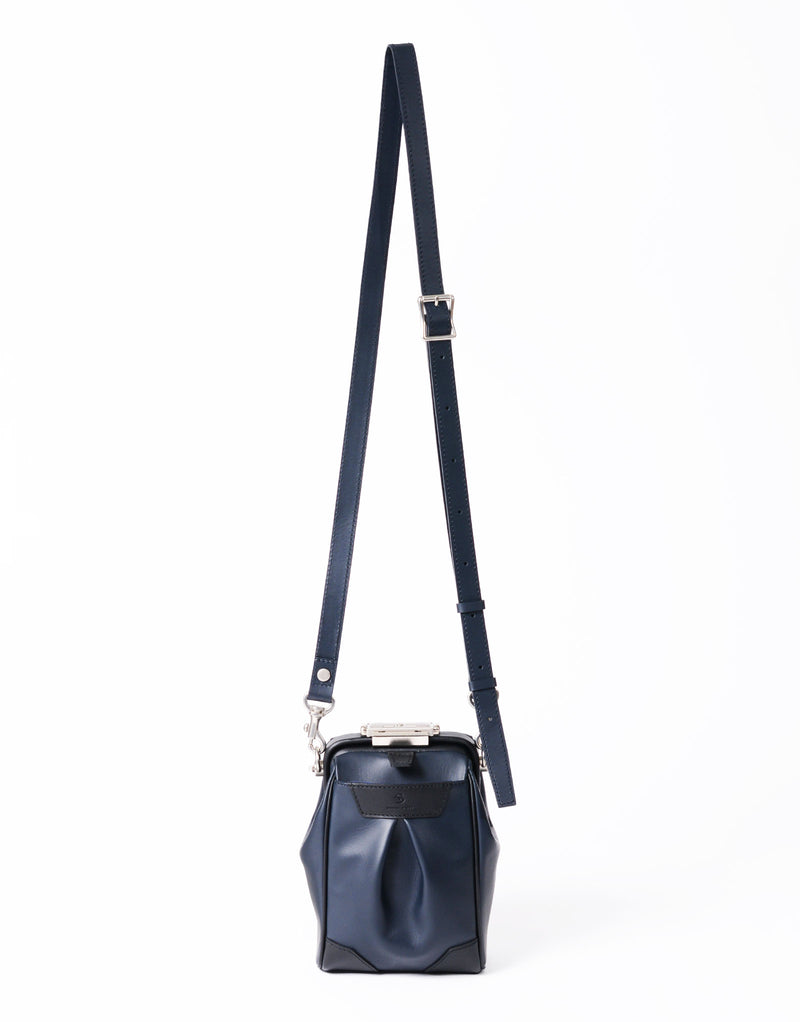 [Scheduled to be released on 10/24 (Friday)] Tact leather ver. Micro shoulder bag No.04027-l