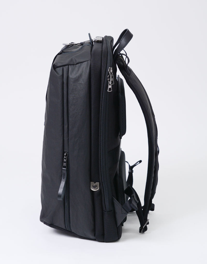 Bump BackPack L No.04070