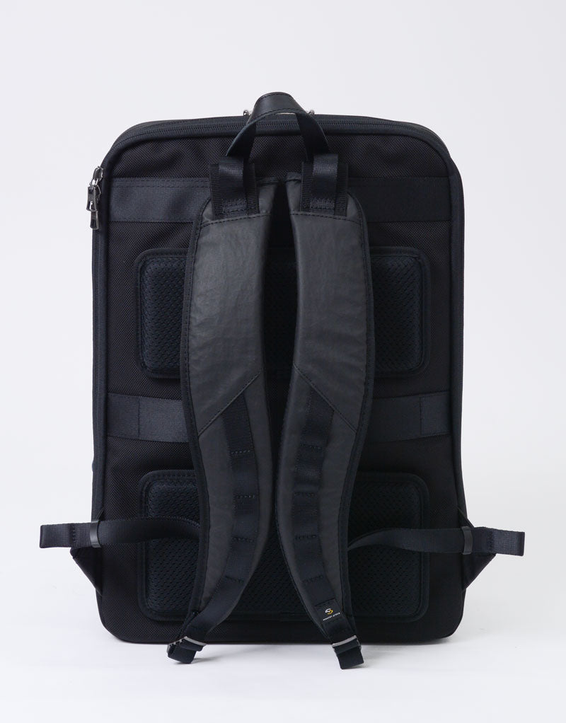 Bump BackPack L No.04070