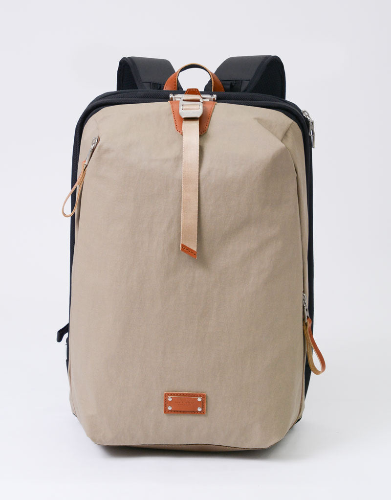 Bump BackPack L No.04070