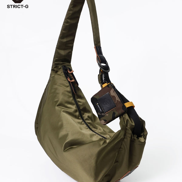 Shoulder bags