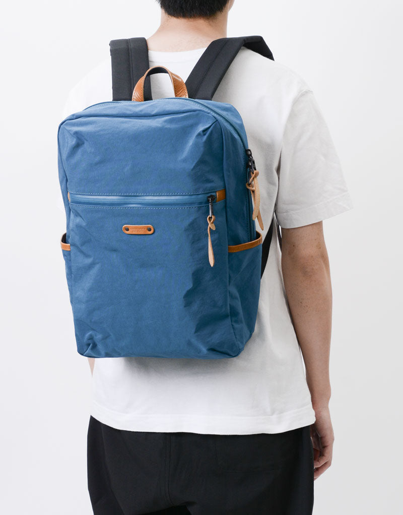 ROOT Square Daypack No.289031