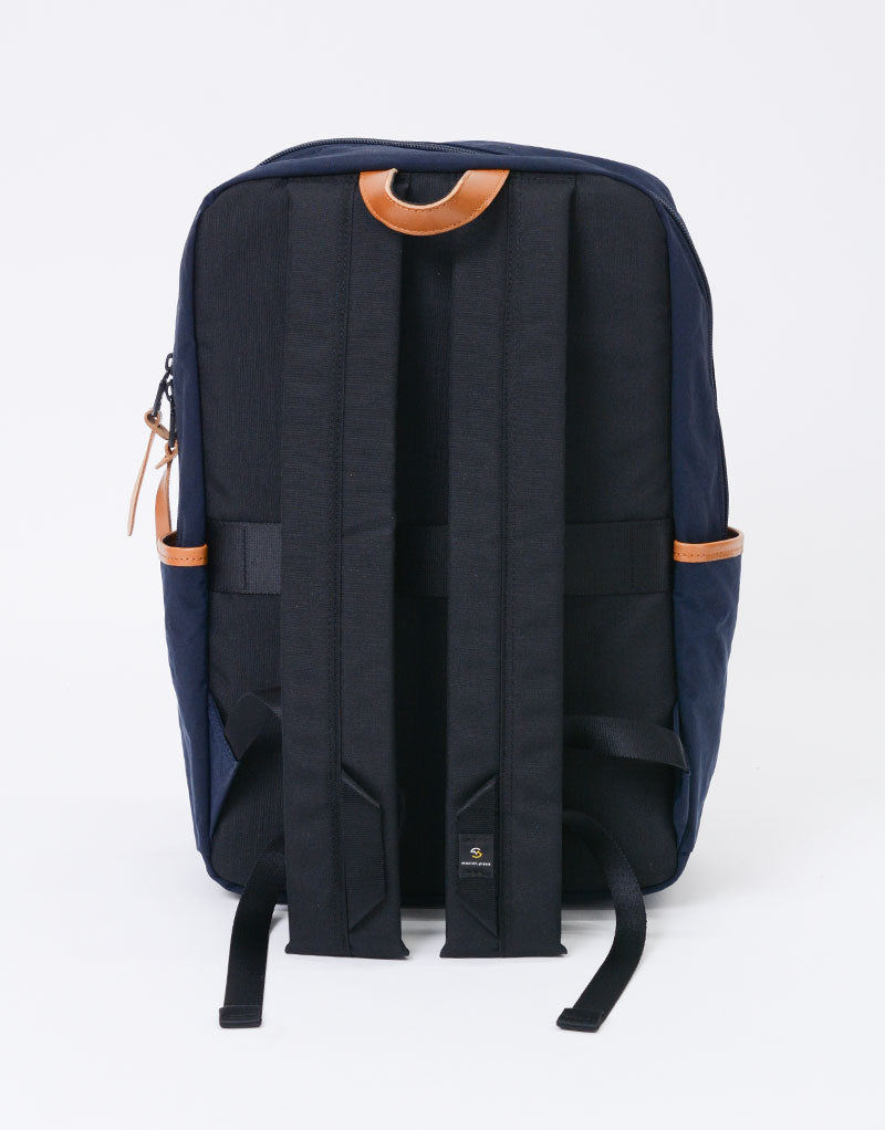 ROOT Square Daypack No.289031