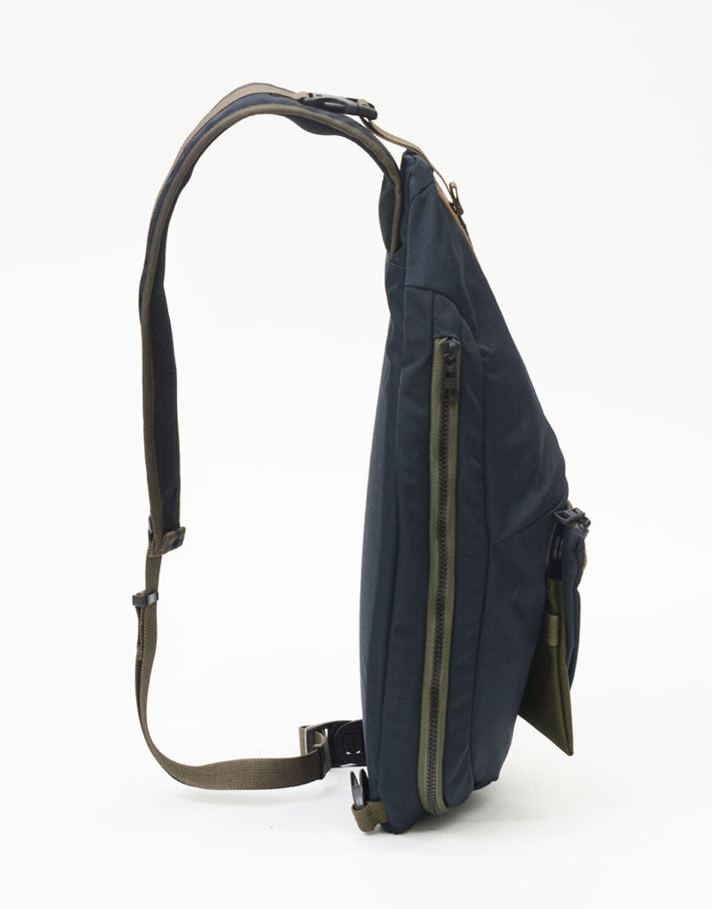 CIRCUS sling bag No.310082