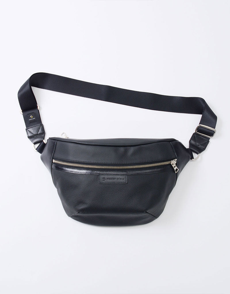 CRESCENT Sling Bag M No.525240