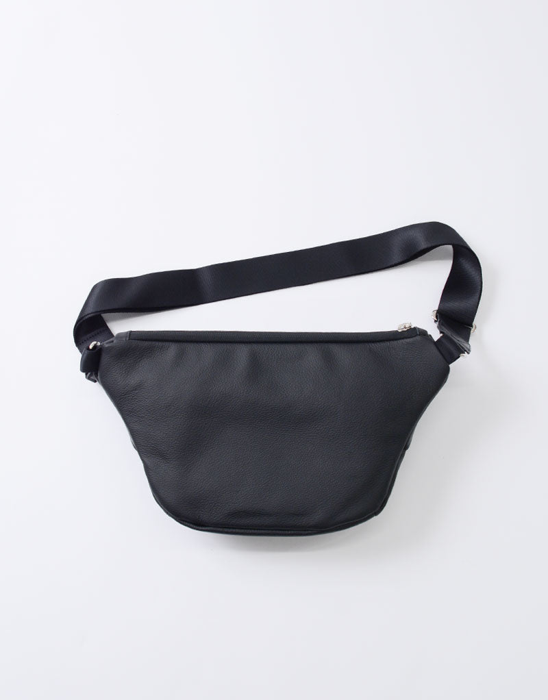 CRESCENT Sling Bag M No.525240