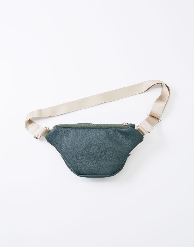 CRESCENT Sling Bag S No.525241