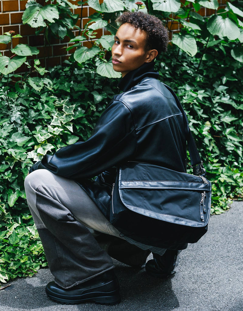 Messenger bag