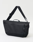 光滑的Messenger Bag No.02487
