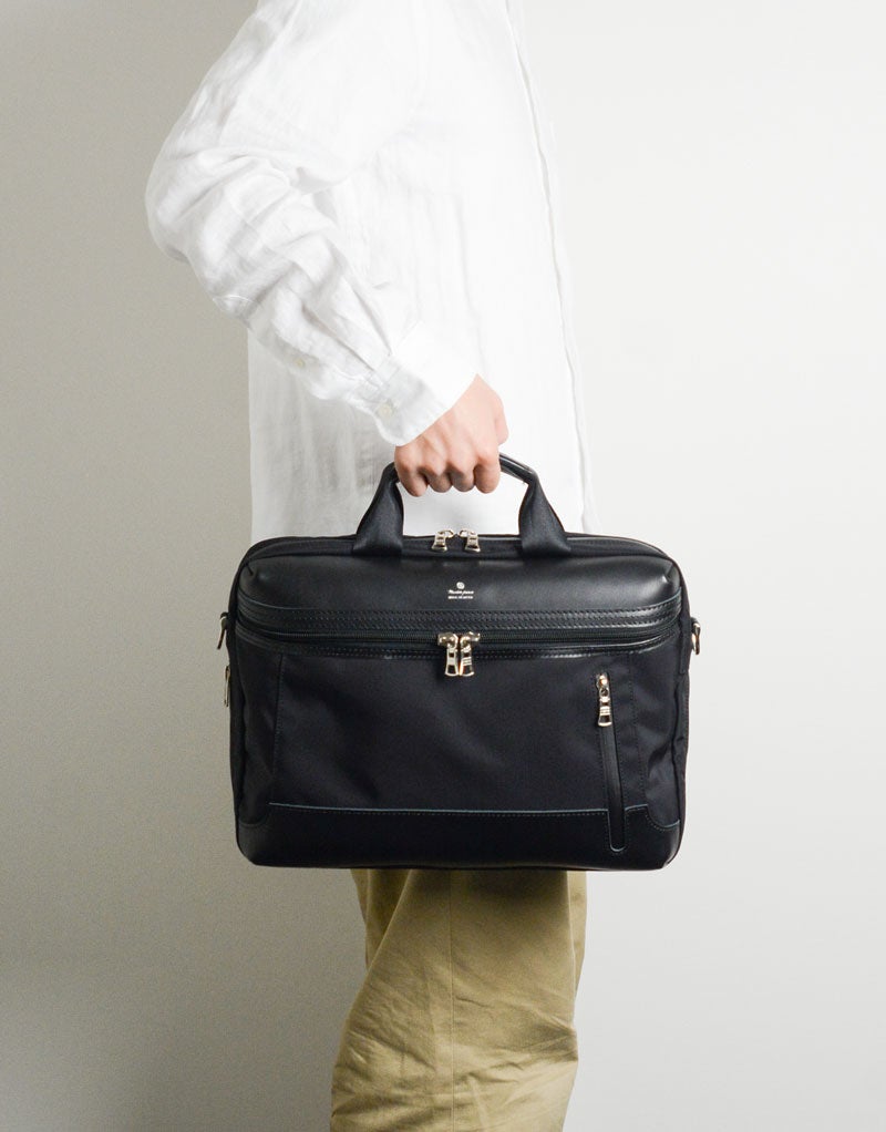 STREAM BriefCase No.55532